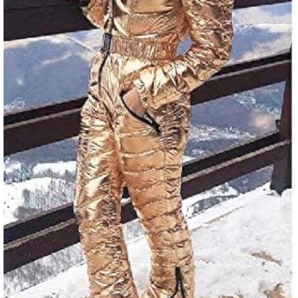 SKI ONE SUIT . Size Medium Gold ✨ - Picture 5 of 5